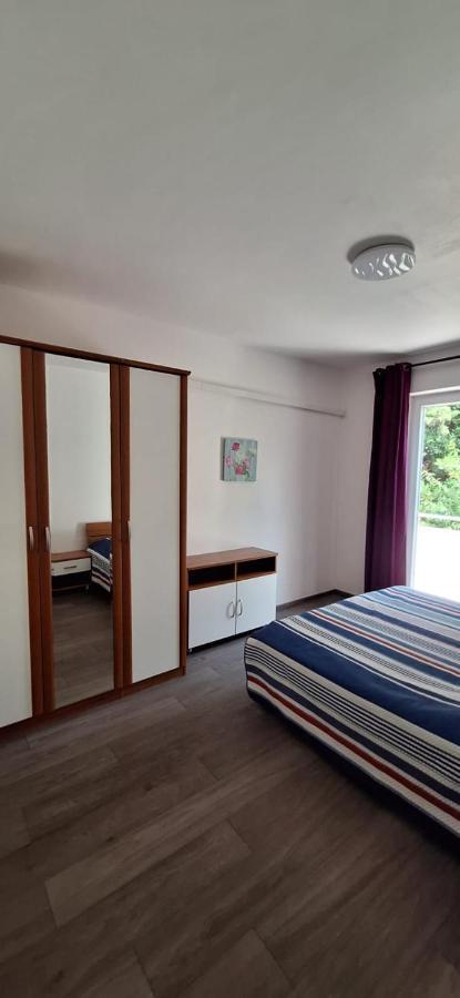 Apartments Villa Milenka Novaglia Esterno foto