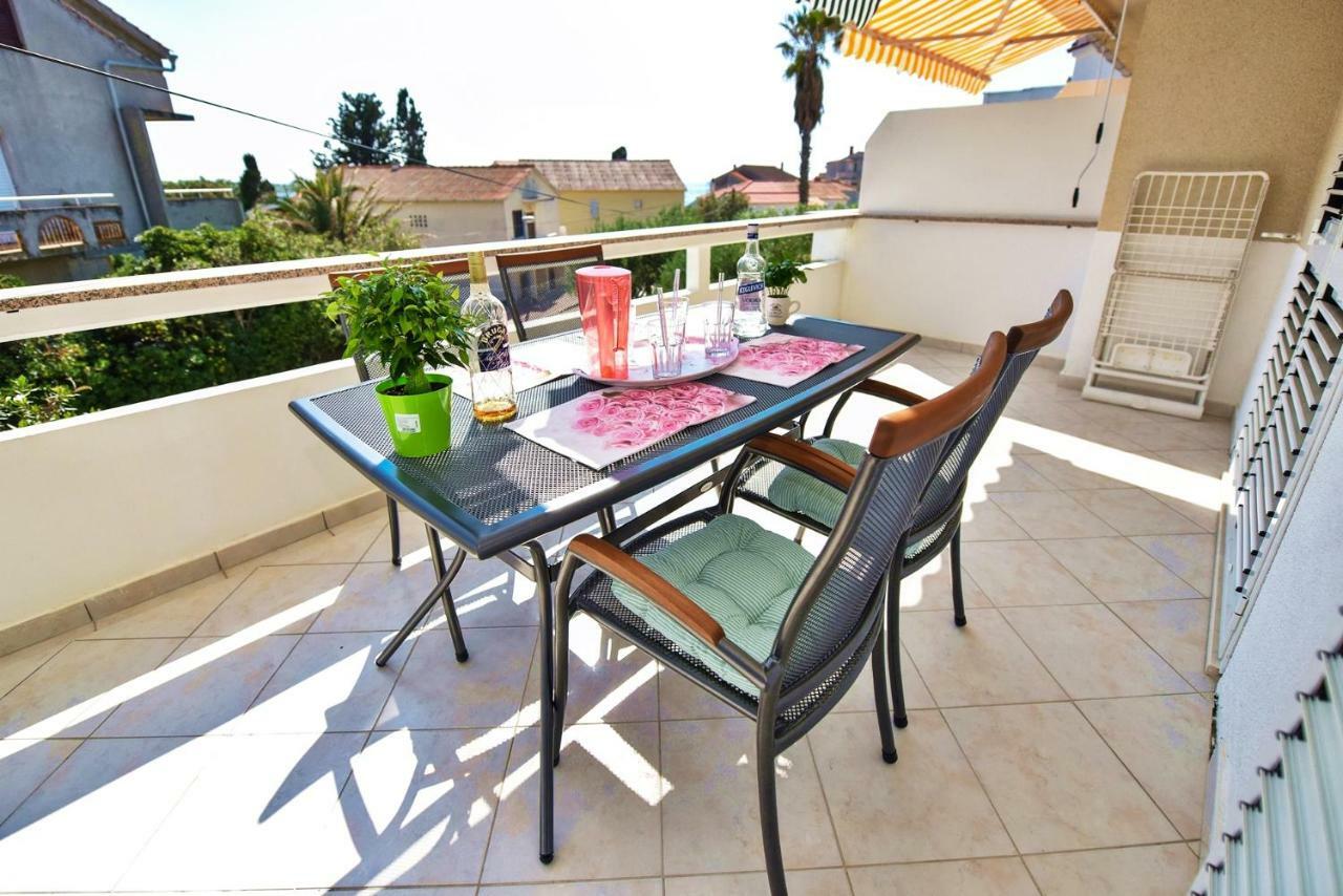 Apartments Villa Milenka Novaglia Esterno foto