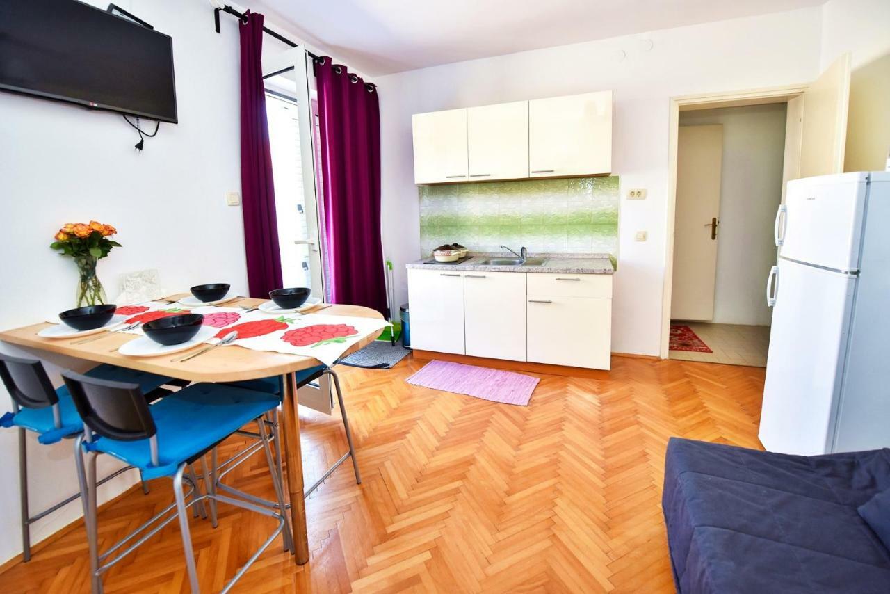 Apartments Villa Milenka Novaglia Esterno foto